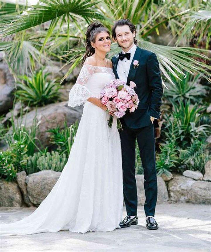 Exploring Jessica Tarlov's Wedding Pictures: A Celebration of Love