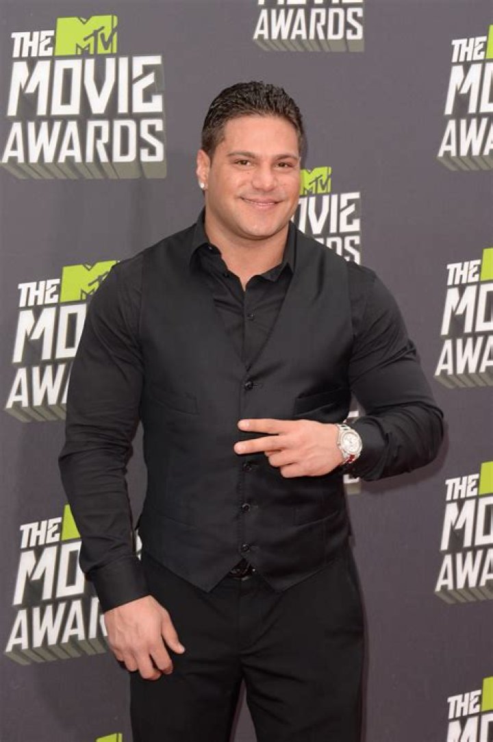 Ronnie Ortiz-Magro Height, Weight, Net Worth, Age, Birthday, Wikipedia, Who, Nationality, Biography